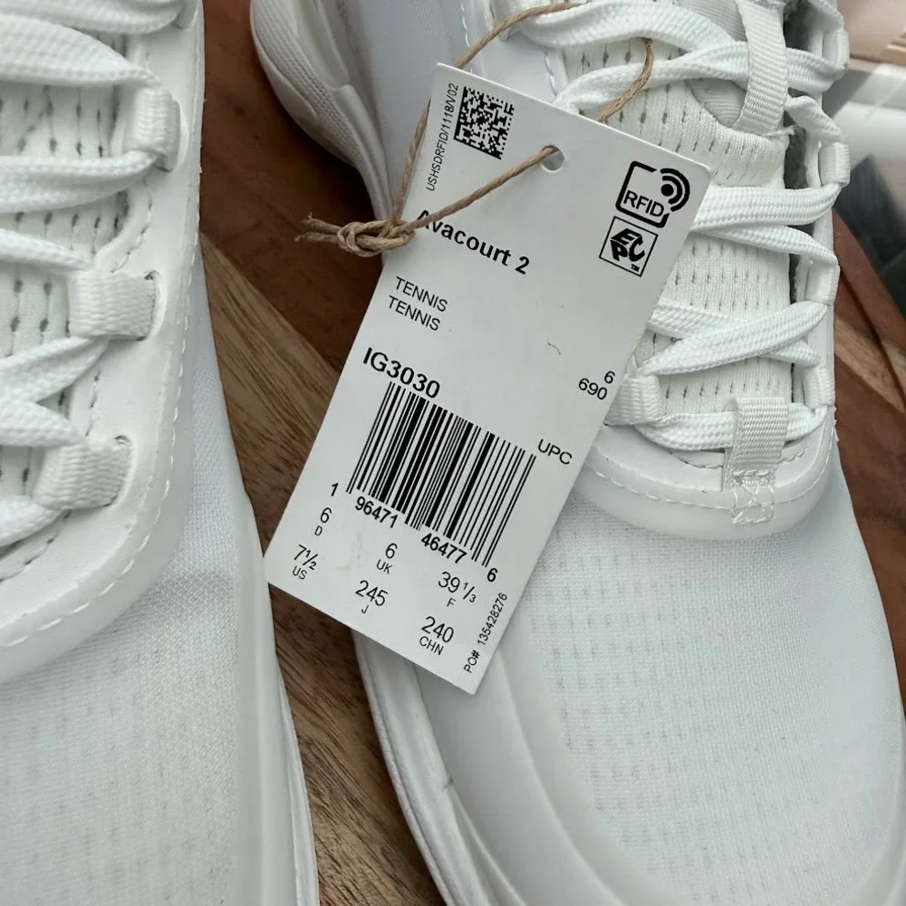adidas Avacourt 2 Tennis Shoes Womens 7.5 White Silver‎ IG3030 Repetitor Torsion